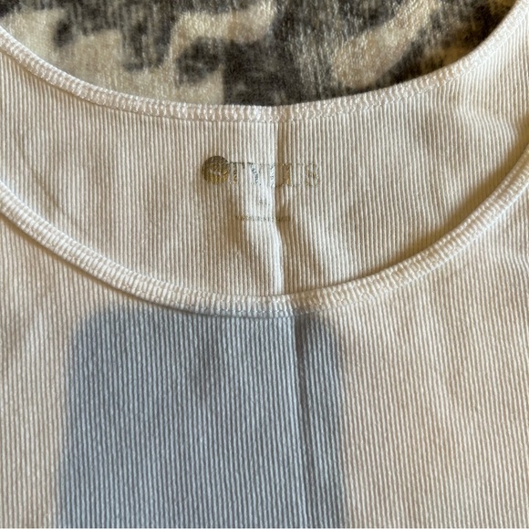 Stylus White Ribbed Tank Top - Picture 2 of 3